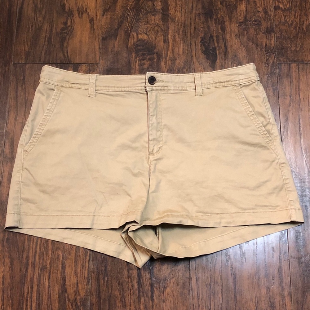 Cute A New Day Khaki Shorts Size 14